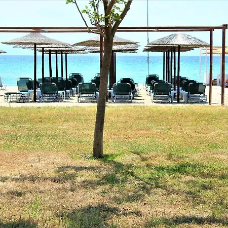 Seas The Moment * Nea Kallikrateia